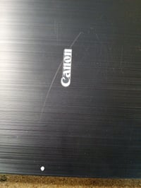Canon LiDE 400 A4 plosnati skener, CIS senzor, 4800x4800 dpi, USB-C, crni – rabljeno, ogreban poklopac (stanje: vidi 2. sliku) 4
