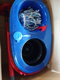 Vileda H2PrO Spin Mop felmosó szett vödörrel, pedálos centrifugával, kéttartályos tiszta és szennyezett víz elválasztó rendszer 2