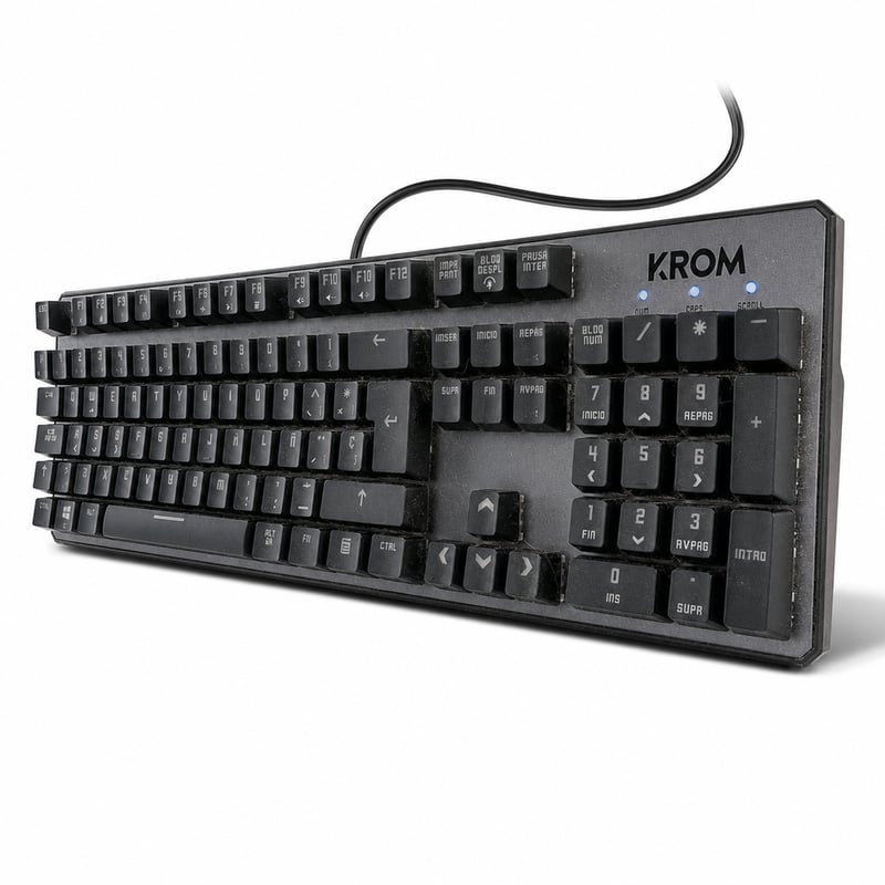 KROM Kernel Mechanikus Gaming Billentyűzet – Spanyol Kiosztás, RGB LED — poros, hajszálas billentyűzet (állapot: lásd a 2. képet)