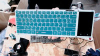 seenda Összecsukható Bluetooth Billentyűzet Érintőpaddal és Telefontartóval, PU Bőr Borítás, Hordozható Utazási Billentyűzet iPad Tablethez Laptophoz - Zsálya Zöld 7