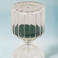 MIJOMA Elegáns Üveg Homokóra 10 Perces Időzítéshez - Relaxációs és Időkezelési Eszköz - 6x13,5 cm - Zöld Dekoráció Otthonba, Irodába 3