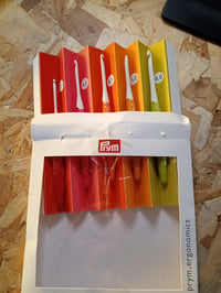 Set de croșete Prym prym.ergonomics — defect, funcționează parțial: vârful croșetei de 5,00 mm este rupt (stare: vezi a doua fotografie) 3