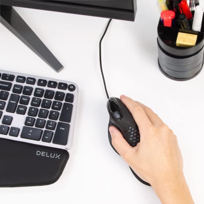 DeLUX M618XSU ergonomikus függőleges egér RGB fénnyel, csuklótámasszal, 4000 DPI