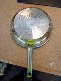 Tefal Duetto On B8660634 tava od nehrđajućeg čelika 28 cm, bez neprijanjajućeg premaza, kompatibilna sa svim vrstama ploča za kuhanje, rabljeno 3