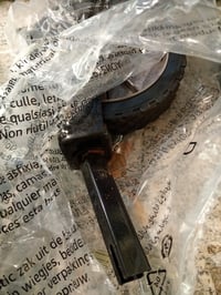 Cărucior de grădină pliabil Amazon Basics, negru, cărucior utilitar de exterior — finisaj ruginit (stare: vezi a 2-a imagine) 3