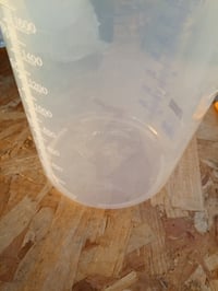 hünersdorff Mérőkanna 2 L, Polipropilén (PP), Törésálló, Mosogatógépben Mosható, Nyitott Fogantyú, Kék Skála, Átlátszó 3