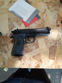 Beretta M9 World Defender Airsoft pištolj s oprugom, 0,5 džula, crni, s 100 komada 6 mm BB kuglica, za sportsku igru soft air 2