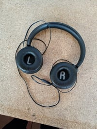 Căști on-ear cu fir JBL Tune 500, cu microfon integrat și buton de control — partea dreaptă nu se aude (stare: vezi a doua fotografie) 2