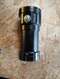 Lanternă subacvatică LetonPower Sealion L12, 18000 lumeni, lanternă video subacvatică, rezistentă la apă până la 100 m, încărcare Type-C, cu 3 baterii cu litiu și geantă de transport 3