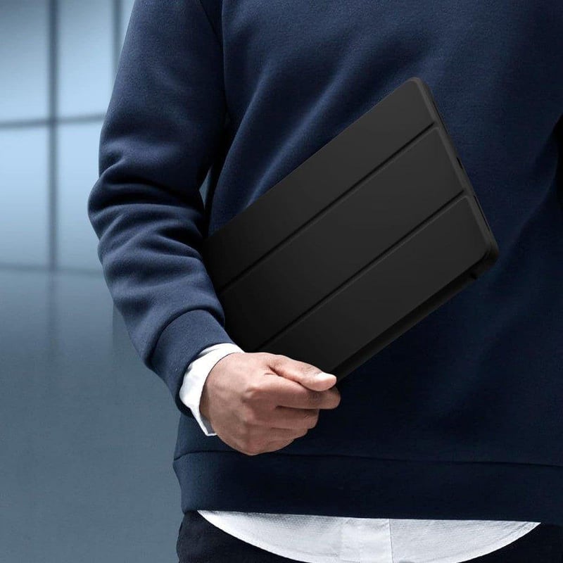 Apple iPad Pro 12.9 Védőtok Tolltartóval, Fekete TPU Hátlap
