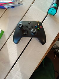 Microsoft Xbox vezeték nélküli kontroller Carbon Black — hibás, alkatrésznek: A termék PC-n le fel csatlakozik (állapot: lásd a 2. képet) 2