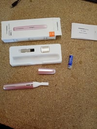 Elektrický zastrihávač obočia a tváre pre ženy TOUCHBeauty AG-1658, ružový, prenosný — používaný (stav: pozri 2. obrázok) 2
