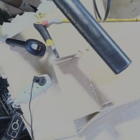 Pulverizator cu pompă Relaxdays de 5 litri, cu duză reglabilă și scală gradată — Interiorul recipientului este umed (stare: vezi a 2-a fotografie) 2