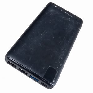 ADDTOP Power Bank 20000 mAh, 22,5W brzo punjenje, PD3.0 QC4.0, 4 izlazna porta, USB-C ulaz i izlaz — S mrljama (stanje: vidi 2. sliku)