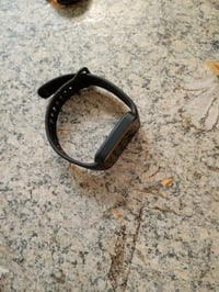 Brățară inteligentă Xiaomi Smart Band 9 Active negru — nu răspunde — pentru piese / dezmembrare: nu reacționează la încărcare (stare: vezi poza 2) 2