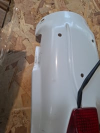 Zadný blatník UFO PLAST bielej farby na Hondu XR 600 1988-2002 s držiakom zadného svetla, v použitom stave (stav: pozri 2. obrázok) 2