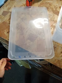 Sada priehľadných úložných boxov keeeper Bea, 2 ks (neúplná súprava, jeden box deformovaný), 11 l, 39 x 26,5 x 14 cm, so systémom regulácie vzduchu 6