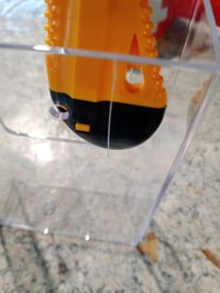 Helit H2350002 The Help Wall suport pentru broșuri cu montare pe perete 1x1/3 DIN A6, acril transparent - crăpat în partea de sus (stare: vezi a doua imagine) 2