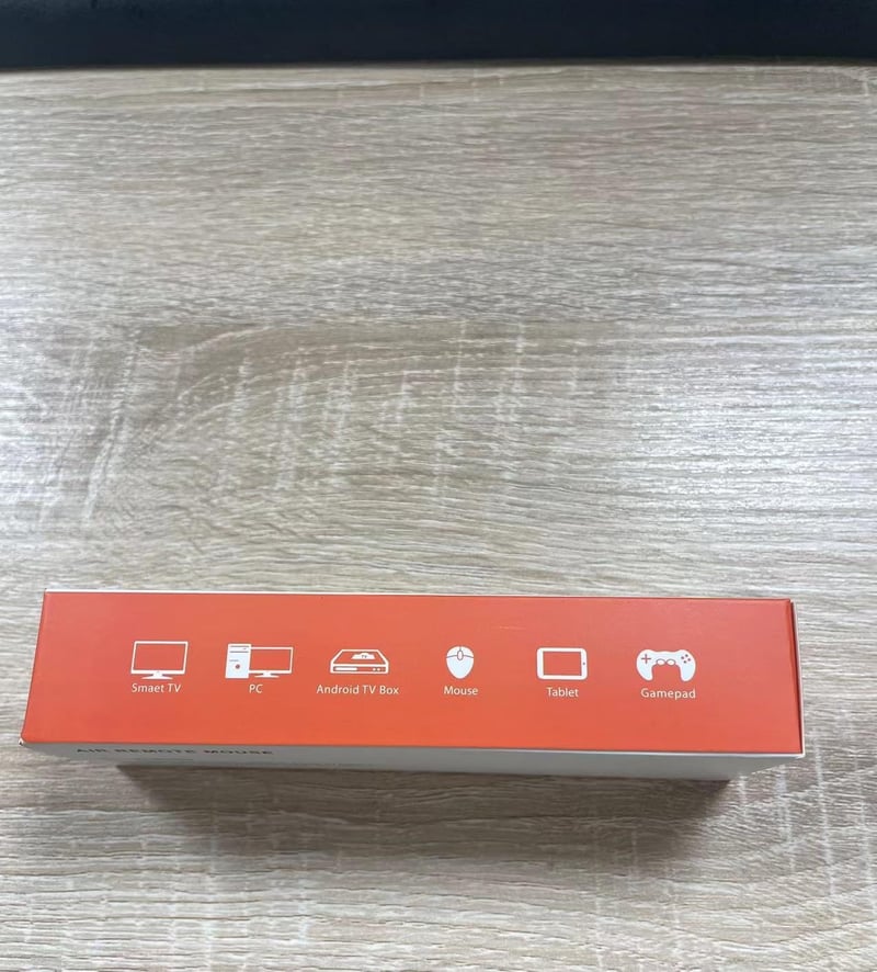 Univerzális 2.4G Air Mouse távirányító hangvezérléssel - Android TV Box, PC, projektor kompatibilis
