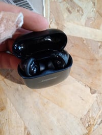 Bose QuietComfort Ultra Earbuds Vezeték nélküli Zajszűrő — hibás, részben működik: Bluetooth gomb nem reagál (állapot: lásd a 2. képet) 2