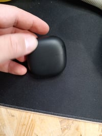 Bezdrôtové slúchadlá Xiaomi Redmi Buds 8 Lite, ANC — chybné, na náhradné diely: bez nabíjacieho kábla, nefunkčné (stav: pozri 2. obrázok) 6