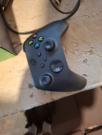 Herná konzola Microsoft Xbox Series X 1TB čierna, repasovaný rozbalený kus s bezdrôtovým ovládačom, hranie v 4K 4