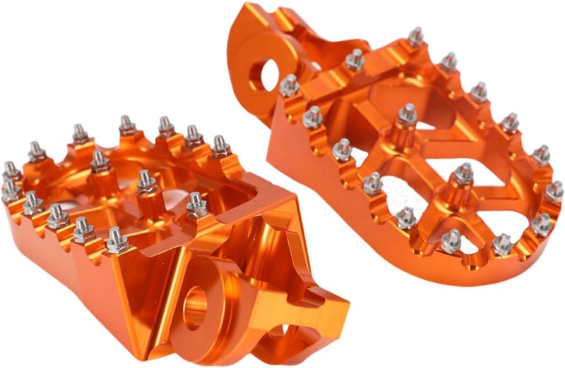 JFG RACING CNC Alumínium Lábtartó KTM SX SX-F EXC XC MC TC FC TE FE TX FX Motorokhoz - Széles, Csúszásmentes, Narancssárga