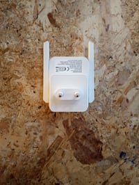 STRONG WiFi repetitor 300 Mbit/s, pojačivač signala za utičnicu, WPS, LAN port, način rada pristupne točke, bijeli (bez kabela) (stanje: vidi 2. sliku) 2
