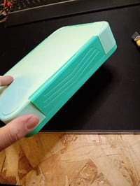 IJIAMY Bento kutija za djecu s pretincima – kutija za užinu otporna na curenje — ogrebotina od 2–3 cm na poklopcu posude (stanje: vidi 2. sliku) 4