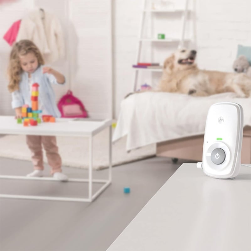 Motorola Nursery AM21/MBP21 Digitális Bébiőr DECT Technológiával - 300m Hatótávolság, Érzékeny Mikrofon, Vezeték Nélküli Audió Figyelés, Feh