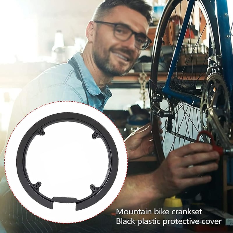 Fekete MTB láncvédő burkolat 42-44 fogú lánckerékhez