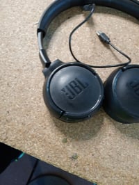 Căști Bluetooth JBL Tune 510BT, negru - wireless, conexiune multipunct, autonomie baterie 40 de ore, utilizate 3