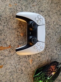 Sony DualSense vezeték nélküli kontroller PlayStation 5-höz, fehér színben, használt állapot 2