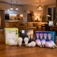 E27 svetelný balík pre nový domov: 2x LED 6500K + 2x White Ambiance + 4x WiFi/Bluetooth smart žiarovka 1