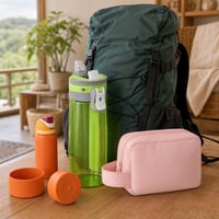 Turistický set: 50L batoh + 750ml fľaša + 2x silikónový obal + organizér 1