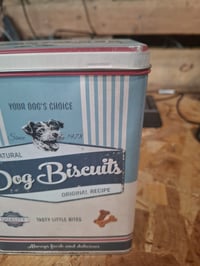 Nostalgic-Art Retro Fémdoboz L méret 3 l – Dog Biscuits Vintage mintás — 2 helyen horpadt fémdoboz (állapot: lásd a 2. képet) 4