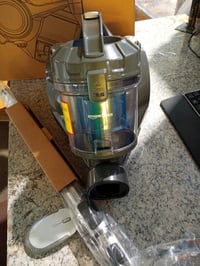 Aspirator cilindric fără sac AmazonBasics 700 W, 1,5 l, cu filtru HEPA — defect, pentru piese: nu pornește (stare: vezi poza a 2-a) 2