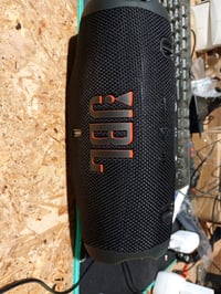Boxă portabilă Bluetooth JBL Charge 6, negru – defectă, ușor defectă, funcționează parțial: sunet ușor distorsionat (stare: vezi poza a 2-a) 2
