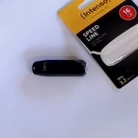 USB stick Intenso Speed Line 16 GB USB 3.2 Gen 1x1, crni – Vidljivo korišten — Na kapici je trag sekundarnog ljepila (stanje: vidi 2. sliku) 2