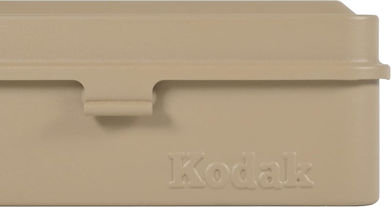 Kodak retro acél filmtároló doboz 120/135-ös tekercsekhez, bézs