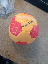 Minge de handbal hummel Classic pentru copii - mărimea 0, portocalie - minge de handbal pentru copii, utilizată — cu inscripții, pătată (stare: vezi a doua fotografie) 2