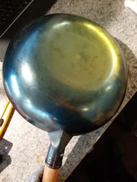 Wok YOSUKATA din oțel carbon albastru, cu fund plat, 34 cm - Wok din oțel rezistent la temperaturi înalte, cu mâner din lemn, utilizat 3