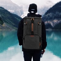 G-FAVOR 40L Utazó Hátizsák Férfiaknak - Kézipoggyász Méretű Laptop Táska 17,3" Notebookhoz, Túrázáshoz, Iskolába, Fekete 6