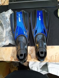 Labe de înot pentru copii Mares Manta Junior cu călcâi închis, nervuri laterale, pentru snorkeling și scufundări, albastru-negru, utilizate 3