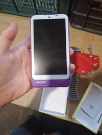 Detský smartfón SPC WUUM ONE, Android, GPS, rodičovská kontrola — chybný, na náhradné diely: Zariadenie na obrázku nezobrazuje (stav: pozri 2. obrázok) 2