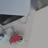 Frigider compact Bomann KS 7257 cu compartiment congelator, 83 l - Prezintă două lovituri pe partea din spate și una pe ușă (stare: vezi a doua imagine) 3