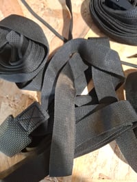 Chingă de ancorare Aulese, 4 bucăți, negru, 2,5 m, chingi de fixare cu capacitate de încărcare de 250 kg, cu cataramă din oțel inoxidabil, pentru mașină, suport de biciclete și camping 3