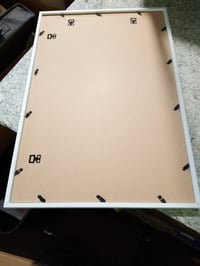 KAIWIN fotorámik 40x60 cm, biely drevený rám na plagáty, fotografie a puzzle, na zavesenie na stenu — prasknutý zadný kryt (stav: pozri 2. obrázok) 3