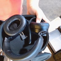 Bluetooth slúchadlá Yamaha YH-E700B cez uši, 32-hodinová výdrž — chybné, na náhradné diely: zlomené pri ľavom slúchadle (stav: pozri 2. obrázok) 2