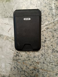 Portofel MagSafe ESR Geo negru, pentru 5 carduri, cu funcție FindMy și protecție RFID — suport interior deteriorat, fără cablu de încărcare (stare: vezi imaginea 2) 3